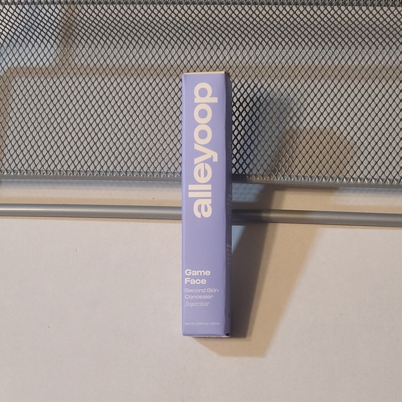 Alleyoop Game Face Second Skin Concealer NIB Color Superstar .19 Oz/5.5 Ml - Picture 6 of 12